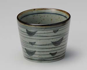 【まとめ買い10個仕掛ける品】和食器 ヤ304-608 益子風渦巻き目の前猪口【取りやめる/返品不可】【ECJ】