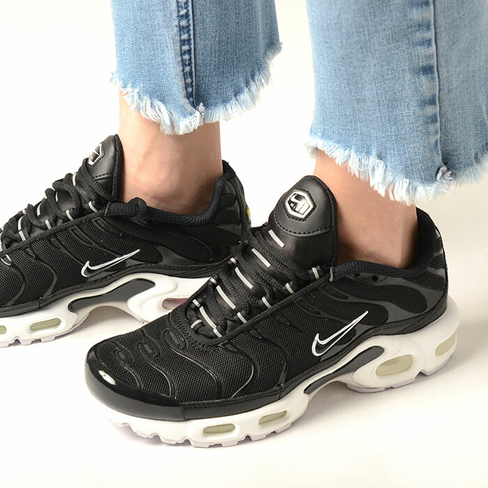 ナイキ　エアマックスプラス　トリプルブラック NIKE AIR MAX Plus NIKE AIR MAX PLUS 