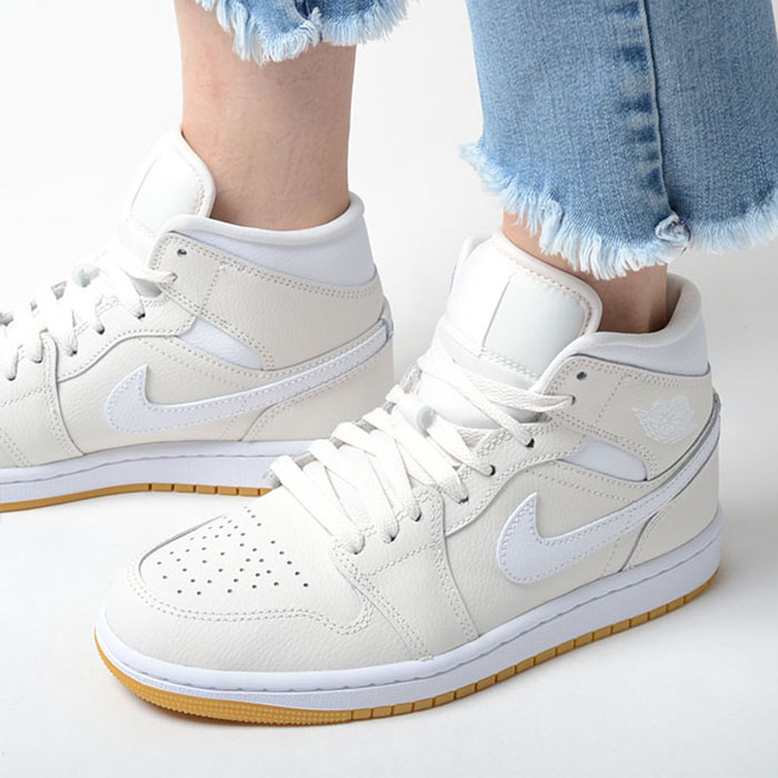 楽天市場】NIKE ナイキ AIR JORDAN 1 MID エアジョーダン 838850