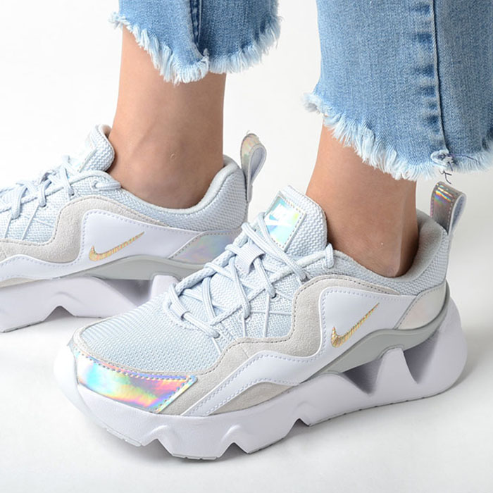 ナイキ ウィメンズ RYZ 365 DC8156-100 ホワイト　26.0 WMNS) Nike RYZ 365 'White Iridescent' DC8156-100