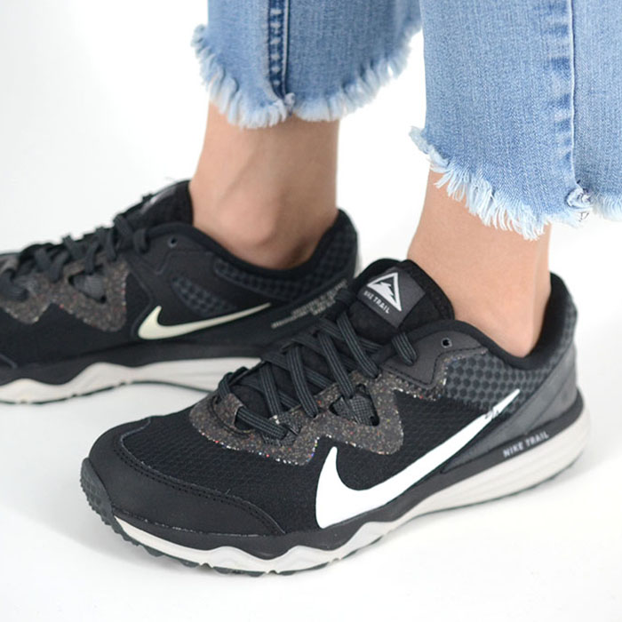 WMNS NIKE JUNIPER TRAIL ウィメンズ ナイキ ジュニパー トレイル レディース スニーカー 黒いこと cw3809-001