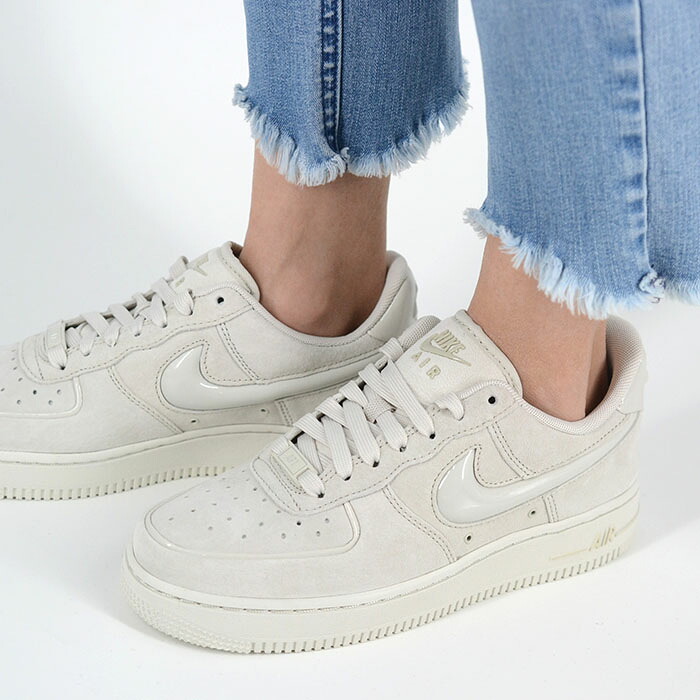 NIKE WMNS AIR FORCE 1 \u002707 ナイキ ウィメンズ 大気圏 フォース レディース スニーカー 点火装置薄墨色 hv4406-001