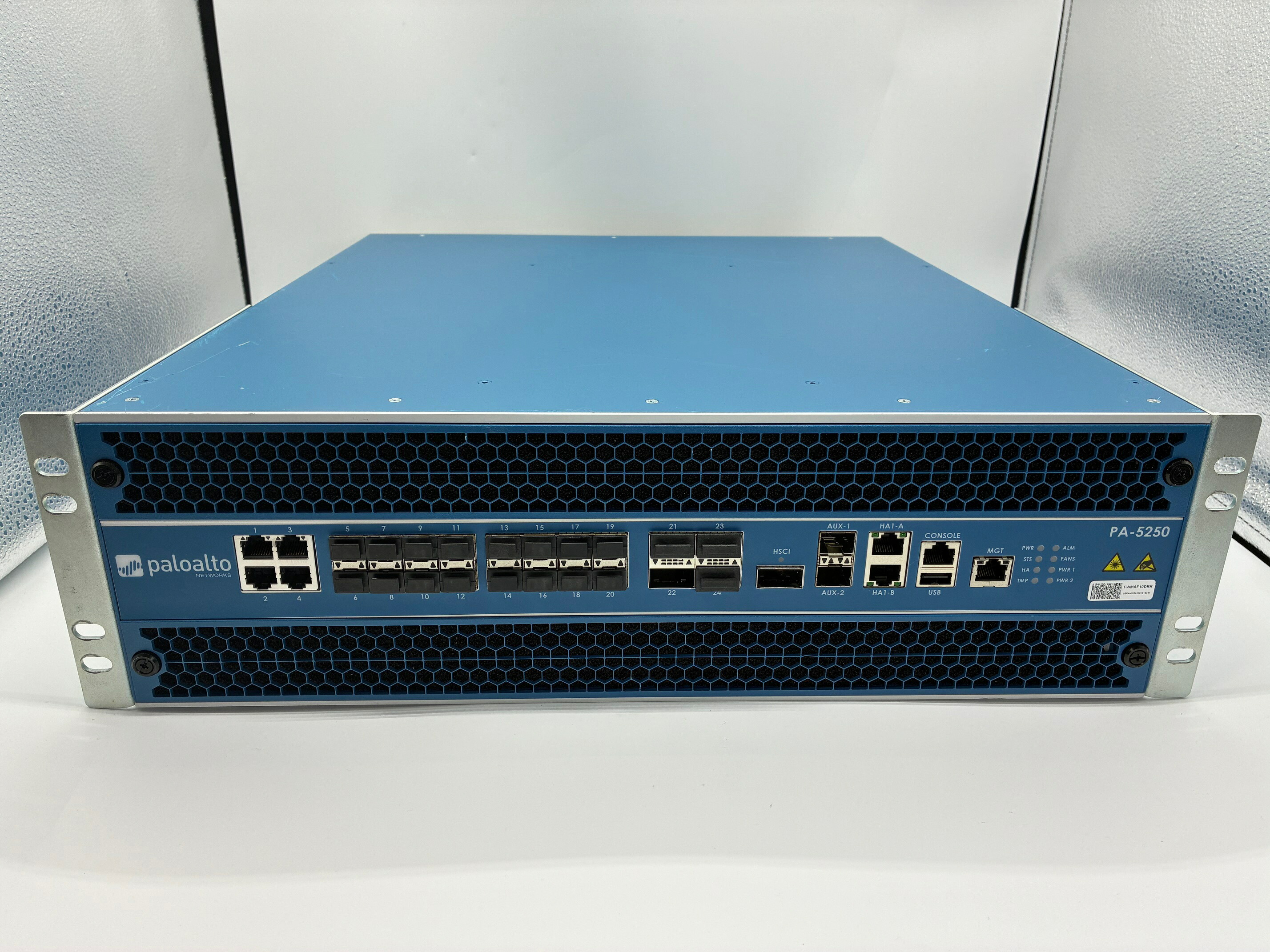 中古 Palo Alto Networks PA-5250 NGFW 次世代ファイアウォール 36.7Gbps 100G対応 3Uラック HA対応 ライセンス切れ ルータ 初期化済み｜ECOダイレクト 135,000円
