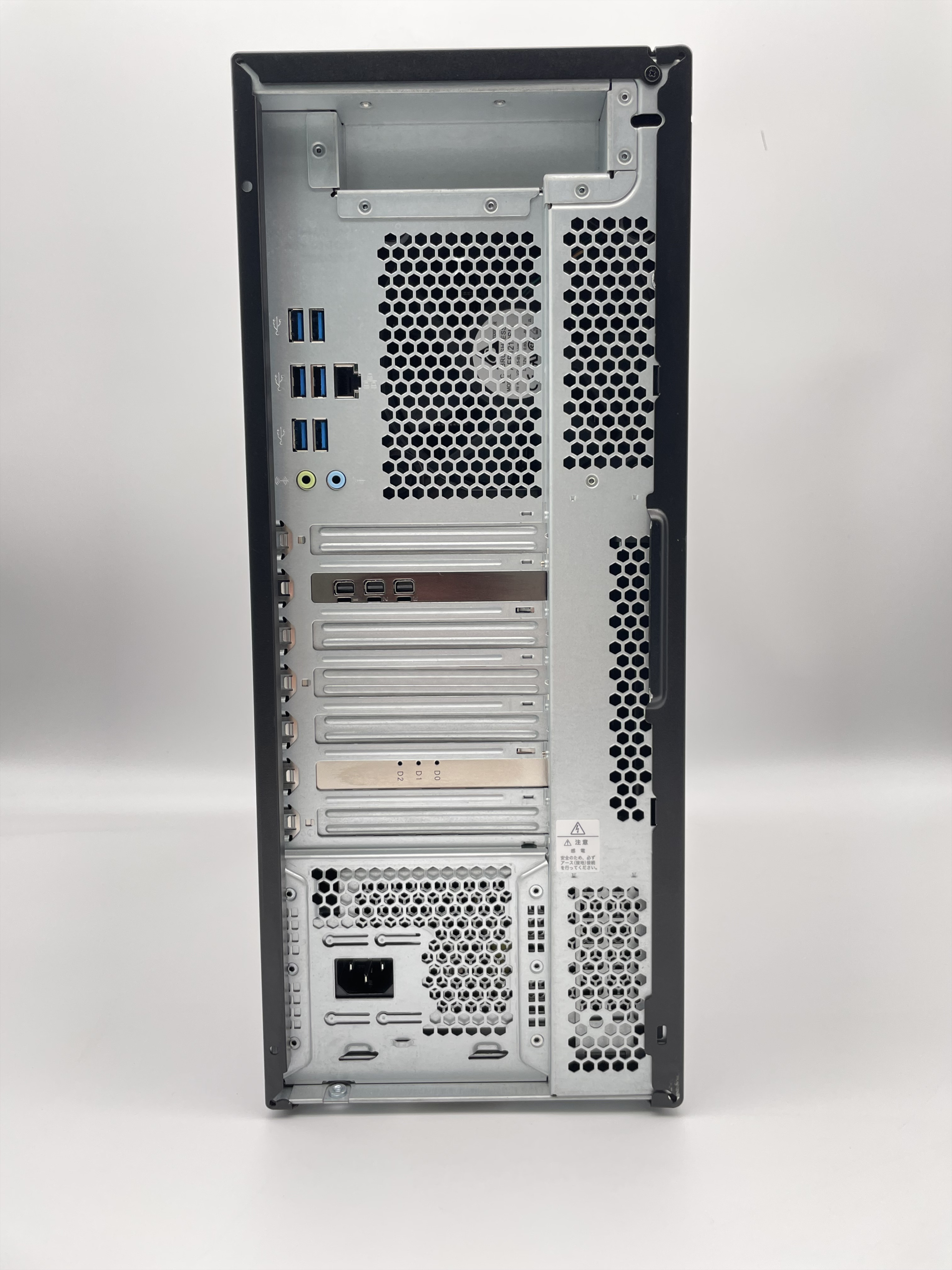 CELSIUS M770 /Xeon W-2123/メモリ8GB/HDD1TB×2/Quadro P400/DVDマルチ/ワークステーション タワー型
