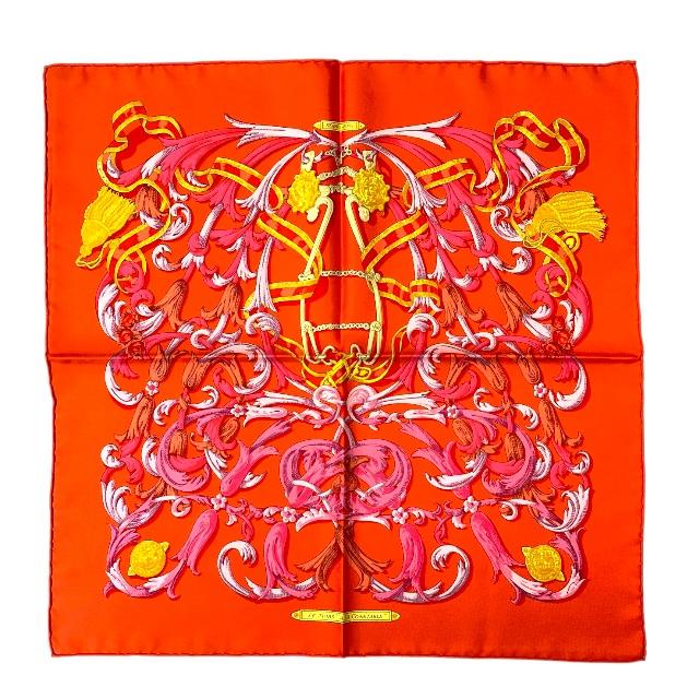 エルメス HERMES カレ45 プチスカーフ ポケットチーフ ゴルフ柄 ピンク 楽天市場】エルメス ポケットチーフの通販