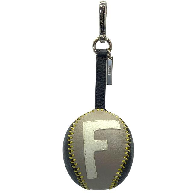 【美品】FENDI フェンディ　マンマバケットモチーフ キーホルダー チャーム フェンディ チャーム バッグチャーム キーホルダー マンマ