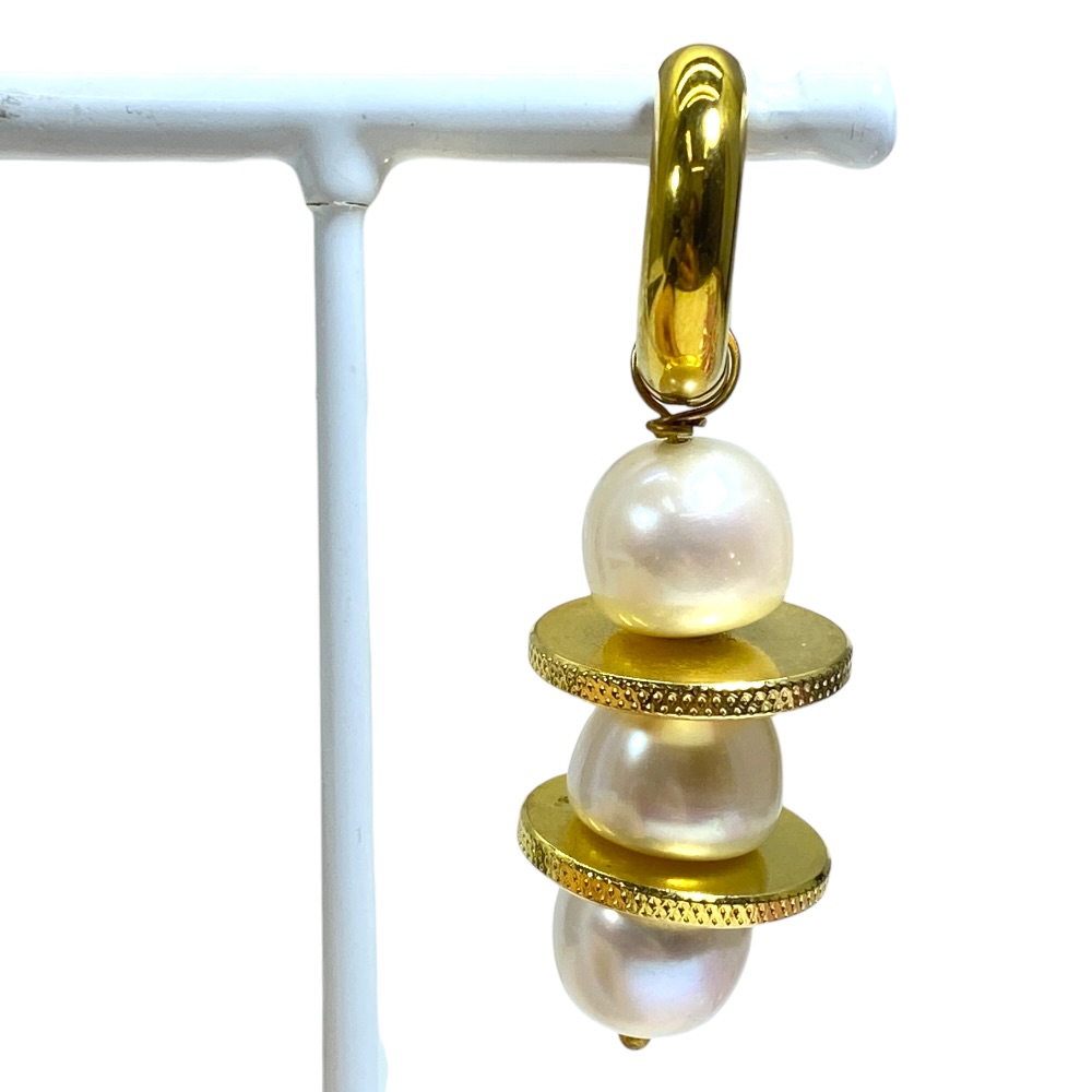 タイムレスパーリー ゴールド チャーム ピアス アクセサリー GP フェイクパール ゴールド ホワイト TIMELESS PEARLY *片耳のみ パーティ エレガント 洗練 定番|ブランドショップ SENSE
