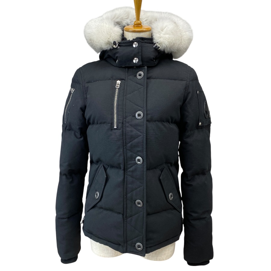 MOOSE KNUCKLES ムースナックルズ 3Q Jacket ダウンジャケット 20A-MK2229L3Q ダウン80％ フェザー20％ フォックス ブラック (サイズS) 防寒 ショート丈 高級 アウター カナダ製｜ブランドショップ　ＳＥＮＳＥ 29,250円