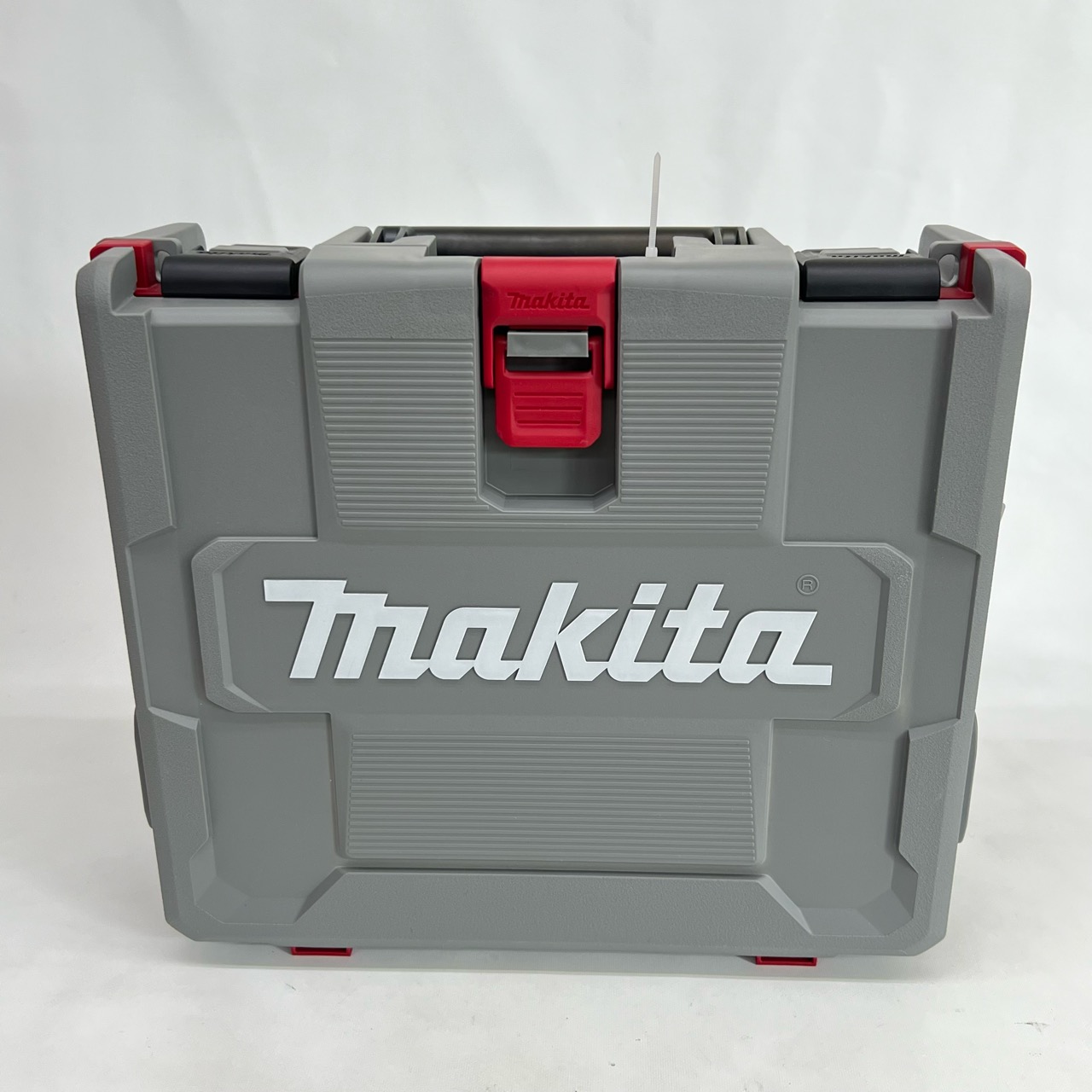 【未開封品】　makita マキタ 40Vmax TD003GRAX 充電式インパクトドライバ　バッテリー２個　充電器　セット
