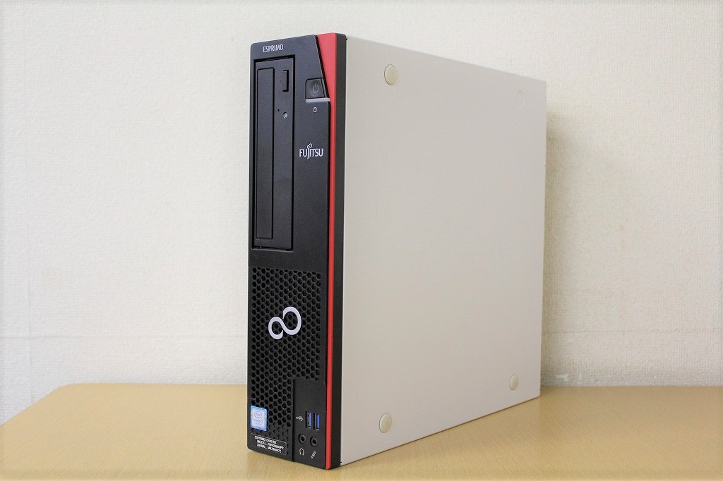 【中古】【処分特価】【メモリ8G+新品SSD搭載モデル】第7世代Corei5（4コア/4スレッド/3.4-3.8Ghz）7500搭載♪DVD鑑賞も出来るDVDマルチドライブ搭載！新品SSD256Gに換装済み！富士通 FMV-D587/RX『CD書込』『DVD書込』『DVD鑑賞』『Windows10』『お買い得！通常品』｜中古パソコン専門店 エコリーム