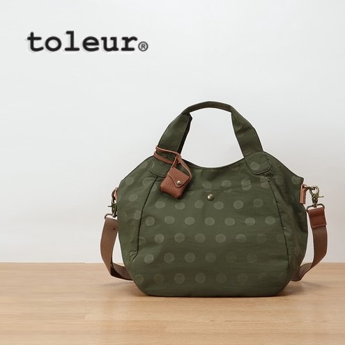 toleur トーラ トートバッグ ショルダーバッグ 2WAY 肩紐 ストラップ 付き添い人点点 水玉 ナイロン 撥水製作 牛皮 カウなめし革 レディース