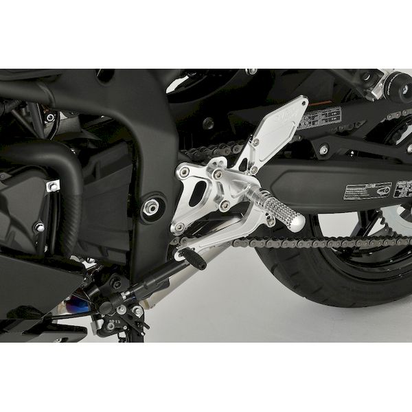 (LINEクーポン有)OVER Racing 51-86-01 バックステップ 4ポジション シルバー ZX−25R/SE 20− 518601|測定器・工具のイーデンキ