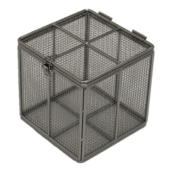 (LINEクーポン有)【個数:1個】OM1054-53(300X300MM) 直送 代引不可・他メーカー同梱不可 オオモリ 蝶番蓋付バスケット 特大 OM1054−53 300X300MM OM105453(300X300MM)|測定器・工具のイーデンキ