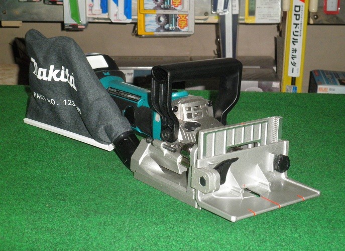 マキタ PJ180DRG 18V充電式ジョイントカッタ 6.0Ahバッテリ1個付モデル 額縁の留め加工 家具の継手加工が簡単 きれい 新品 純正品