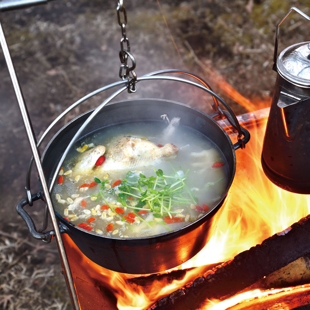 Uniflame ユニフレーム アウトドア キャンプ 焚火 q 調理機器 ダッチオーブン 人気特価 1点までの販売 Ufダッチオーブン 8インチ