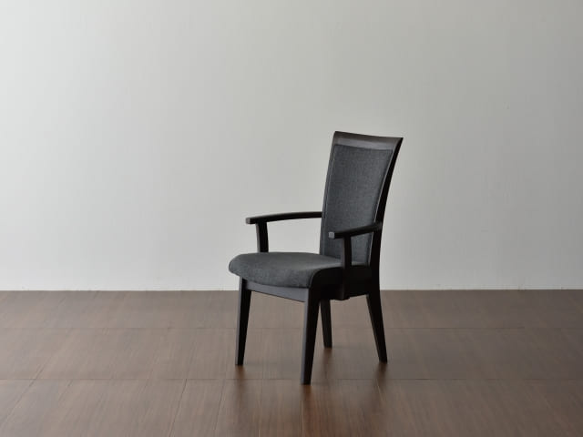 美品　ダイニングアームチェアー SPLINTER DINING ARMCHAIR (SHELL)｜カンディハウス