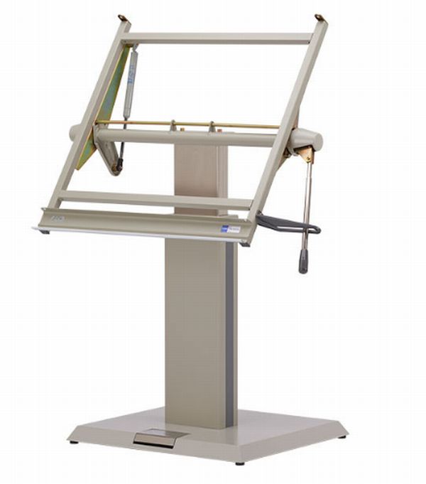 【美品・匿名配送】MUTOH 武藤工業 製図台 TH-05U 美品・匿名配送】MUTOH 武藤工業 製図台 TH-05U