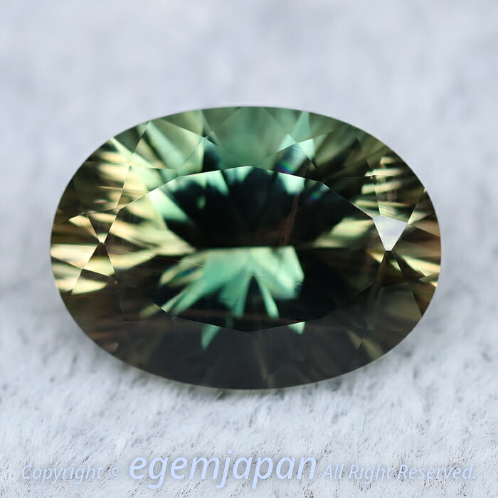 オレゴンサンストーン（ラブラドライト） 5.60ct バイカラータイプ