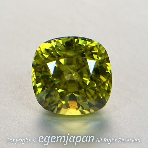 スフェーン グリーニッシュイエロースフェーン 4.18ct GFCOミニ鑑別書｜egemjapan