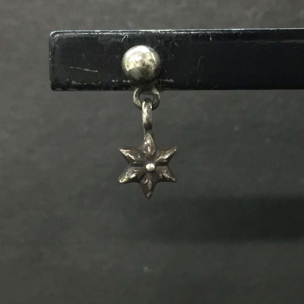 Chrome Hearts クロムハーツ SV925 1g タイニースタードロップ ピアス しろがね色/CR0029【中古】