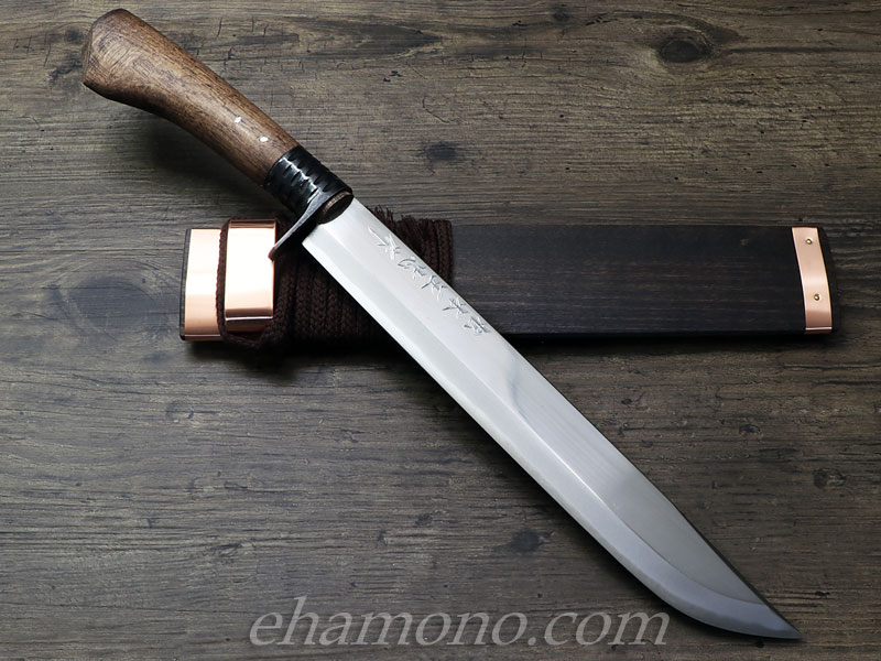 剣鉈　5寸　片刃　土佐刃物　月、竹、虎の彫刻入　アウトドア　ナイフ 剣鉈 5寸 片刃 土佐刃物 月、竹、虎の彫刻入 アウトドア ナイフ