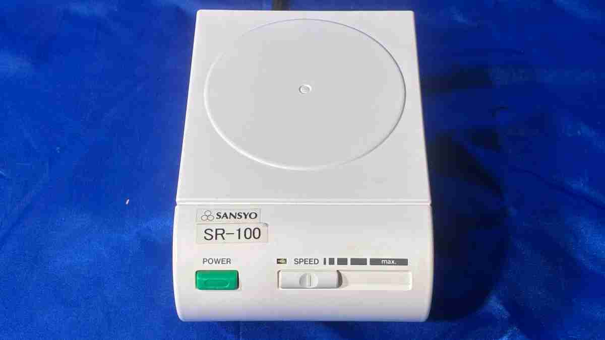 【中古】 4247-1 三商/SANSYO マグネチックスターラー 型番：SR-100 理化学設備 科学研究所 単科大学 中古設備 動くこと突き止める済