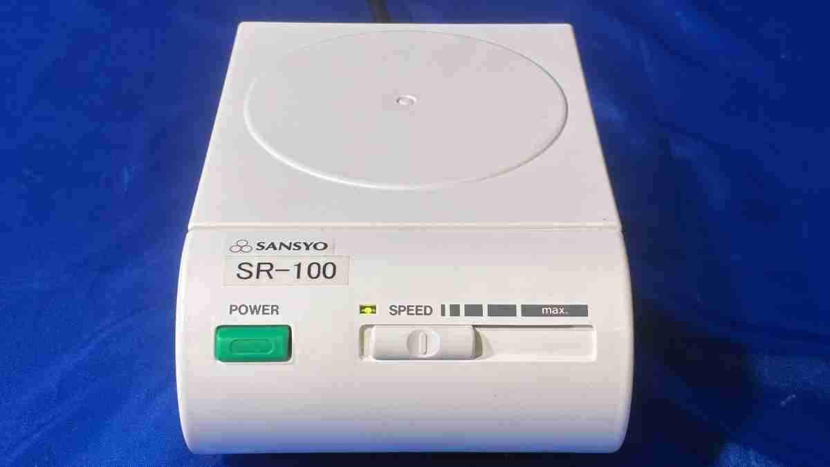 【中古】 4247-2 三商/SANSYO マグネチックスターラー 型番：SR-100 理化学設備 科学研究所 単科大学 中古設備 動くこと突き止める済