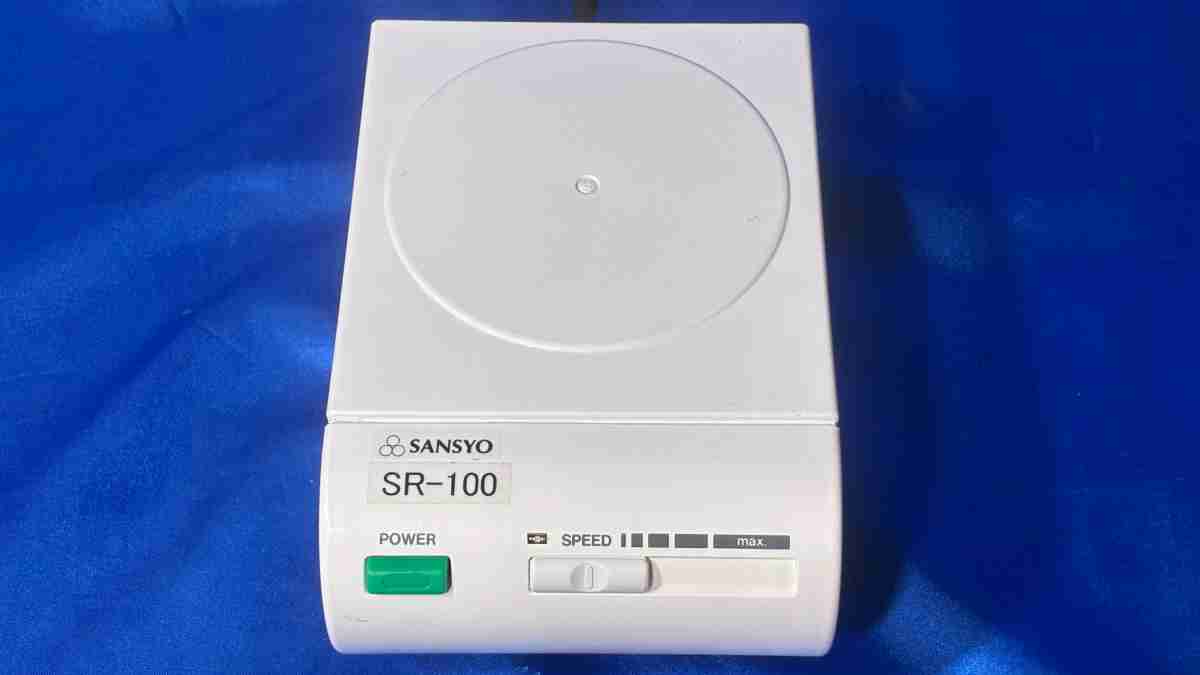 【中古】 4247-3 三商/SANSYO マグネチックスターラー 型番：SR-100 理化学設備 科学研究所 単科大学 中古設備 動くこと突き止める済