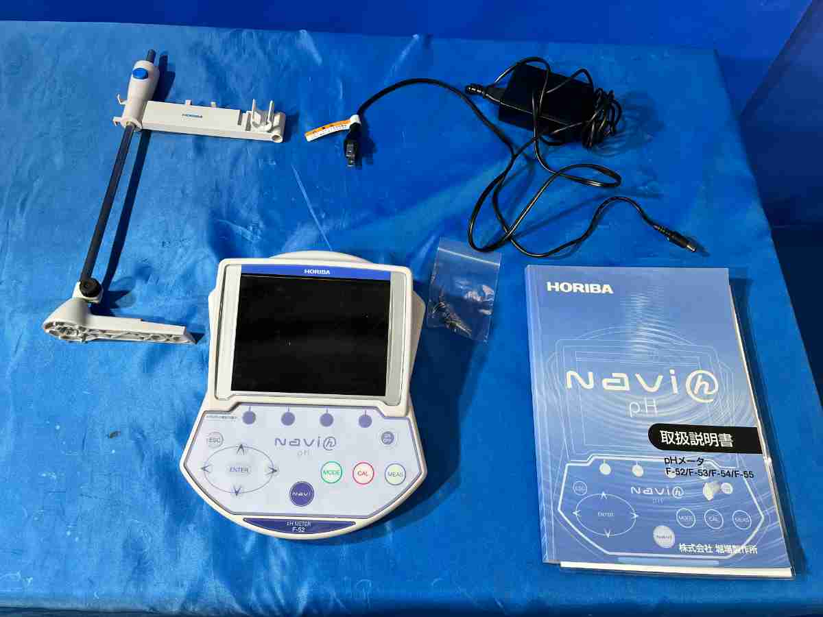 【中古】 3846 HORIBA/堀場製作所 卓上型pH米突 硝子電極式Hイオン濃さ命令すること計 型番：F-52 細やか機械類 分析的思考計器 中古計器 練習曲 分科大学 通電突きとめる済 KEM Karl-Fischer Moisuture Titrator
