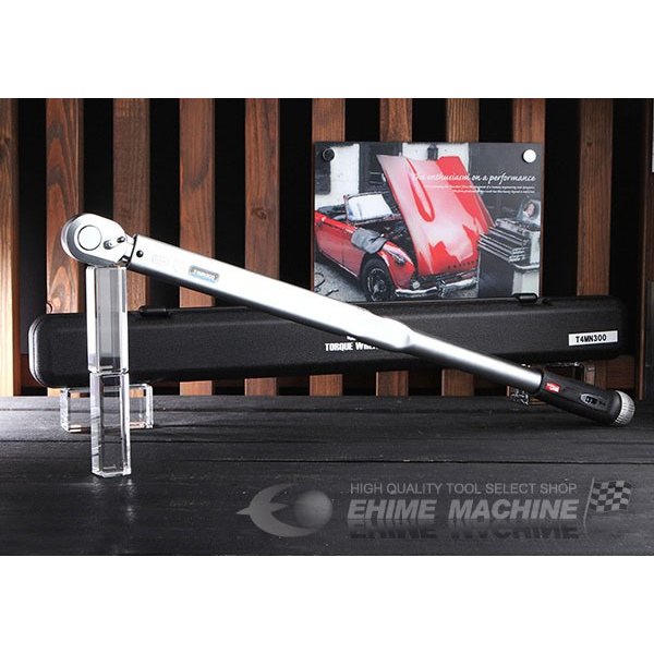 TONE プレセット形トルクレンチ トルク調整範囲40~300N・m (T4MN300)(4953488310313) トネ 20,413円