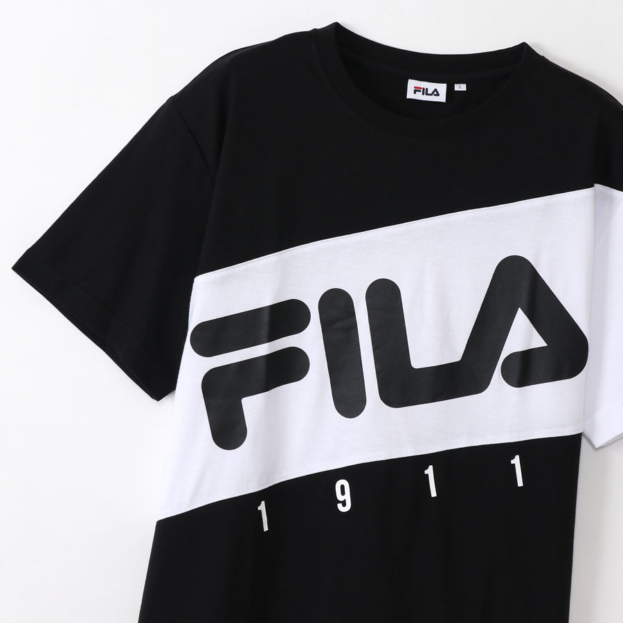 楽天市場 Fila フィラ ロゴ トリコロール キリカエ Tシャツ メンズ 半袖 スポーツウェア スポーツ ブランド カジュアル 白 紺 黒 赤 半袖 春 夏 秋 冬 体育 ストリート トレンド 流行 人気 注目 半袖t 半t ティシャツ プリント