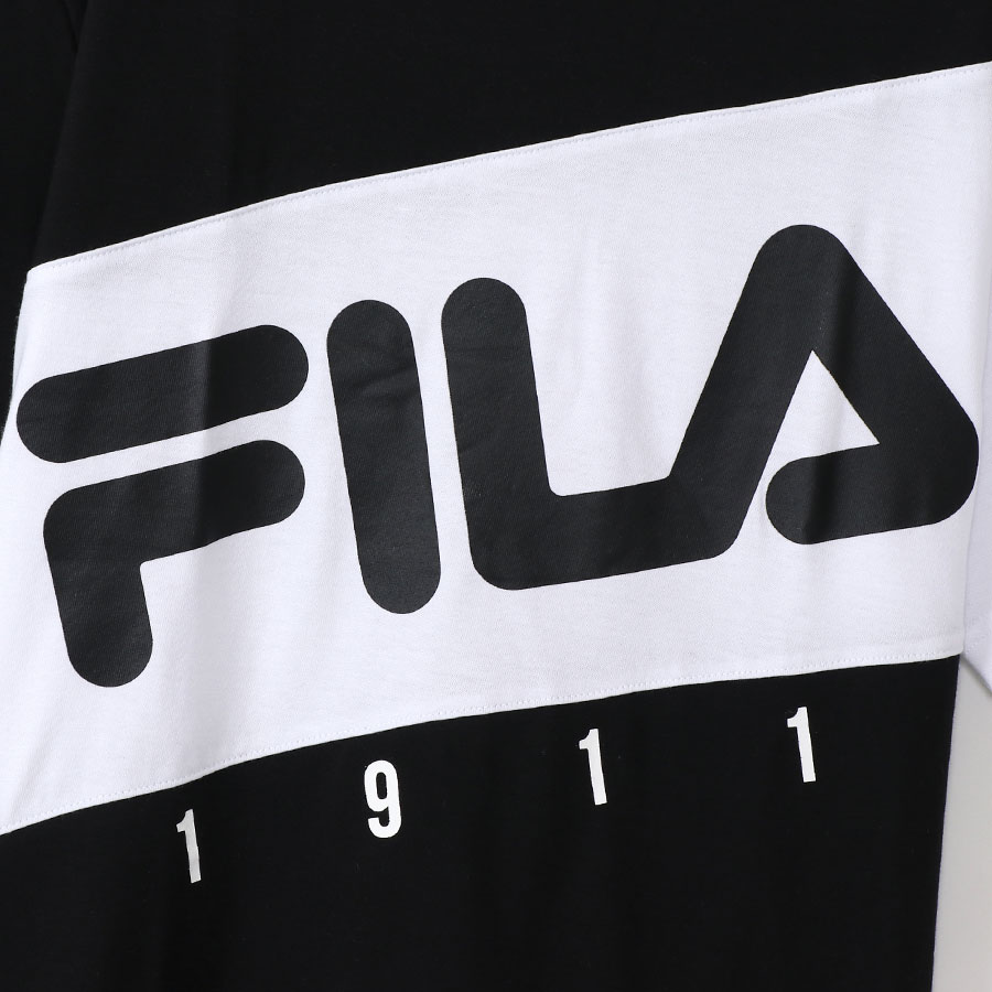 楽天市場 Fila フィラ ロゴ トリコロール キリカエ Tシャツ メンズ 半袖 スポーツウェア スポーツ ブランド カジュアル 白 紺 黒 赤 半袖 春 夏 秋 冬 体育 ストリート トレンド 流行 人気 注目 半袖t 半t ティシャツ プリント