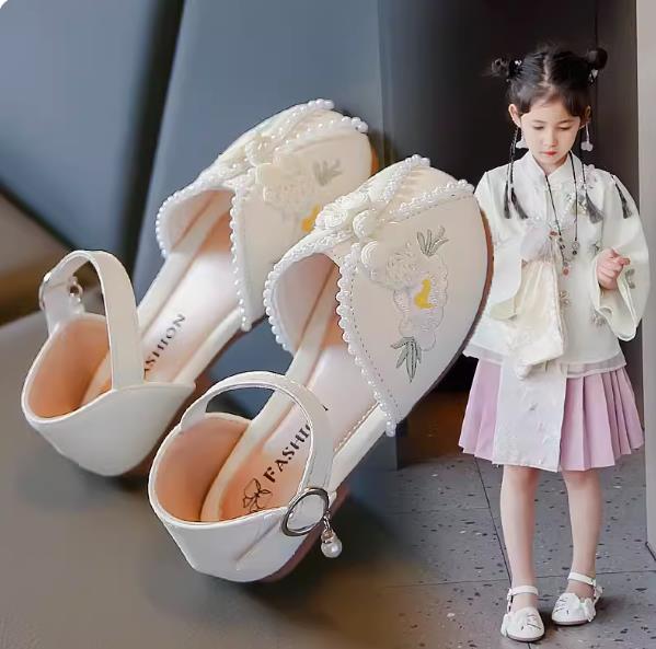 民族風夏人気ローヒールプリンセス靴シューズ子ども靴くつ可愛い女の子 キッズ靴 こども スリ ラップサンダルフォーマル靴子供用画像