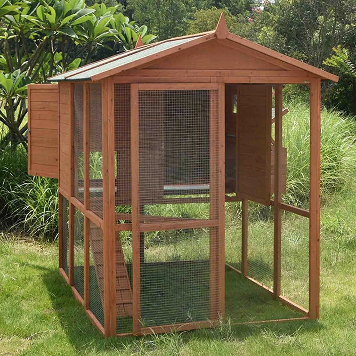 鳥小屋付き添い人の大型木製鶏掘ったて小屋、傾斜角度路付き添い人ワイヤーフェンスランケージ、雨合羽大屋根付き添い人庭用鶏合鴨掘ったて小屋