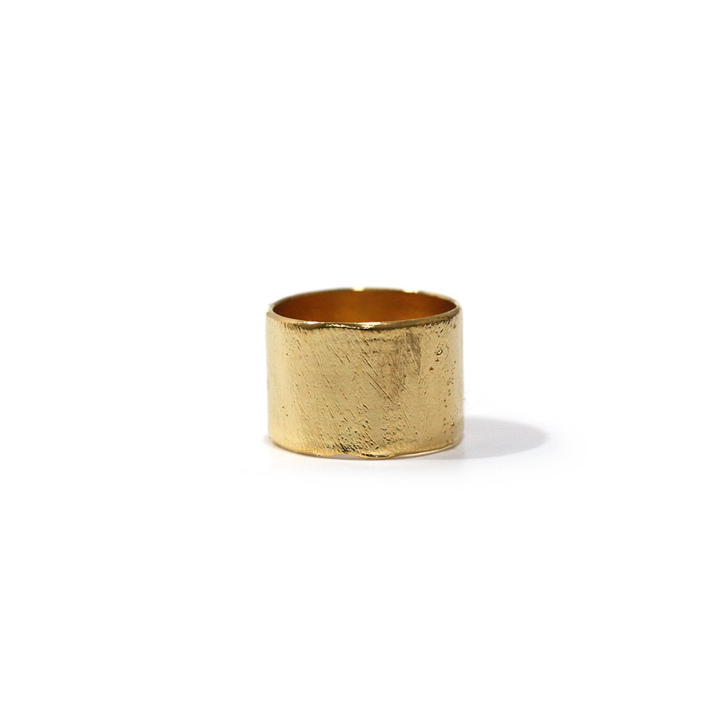 ピンキーリング 太め 幅広 ワイド BYOKA ビョーカ リング GR2703 BARK PINKY RING ゴールド 小指 ファッション プレゼント プチギフト お祝い 買いまわり プレゼント レディース アクセサリー 人気 5号 7号 指輪 大人 シンプル カジュアル ニュアンス 7,821円