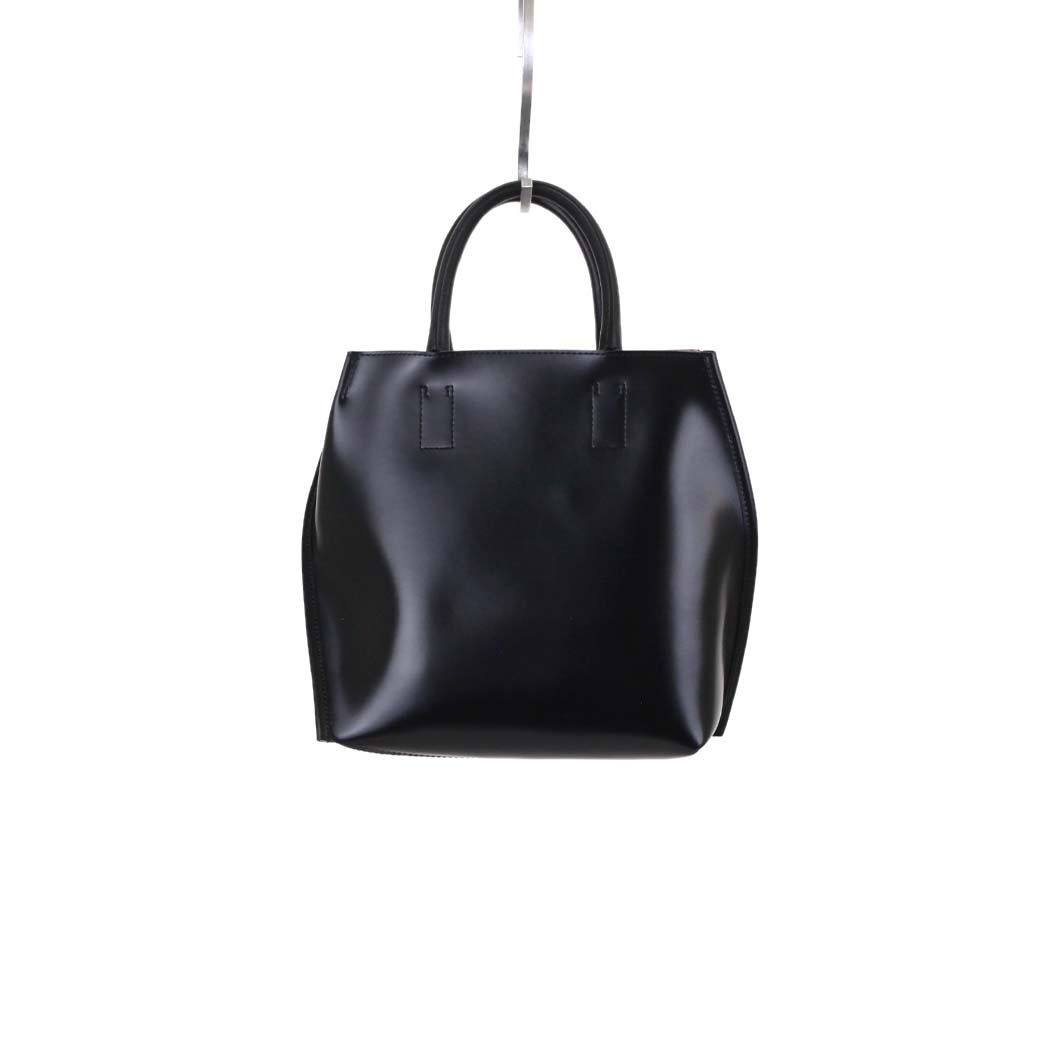 COURTNEY ORLA コートニーオーラ トート バッグ SLOPE TOTE s ブラック/ブラック SLO23SPV011002BK/BK トートバッグ ハンドバッグ ミニバッグ 黒 シンプル 無地 鞄 ビジネス 通勤 バッグ 仕事 シンプル 小さい Sサイズ コンパクト