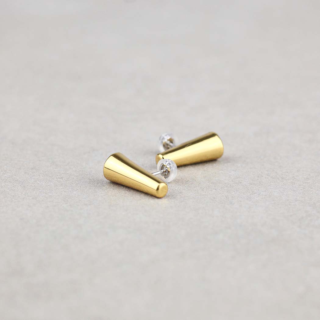 SIRISIRI (シリシリ) CL330 CLASSIC Earrings HORN ホーンピアス - ゴールド ガラス アクセサリー 金彩 ドレス 和装 20代 30代 40代 50代 60代 ジュエリー 人気 大人 上品