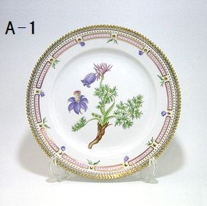 楽天市場】ロイヤルコペンハーゲン フローラ・ダニカ プレートフラット