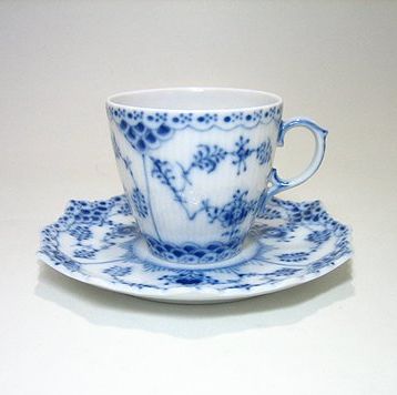 西洋骨董ロイヤルコペンハーゲン  カップ&ソーサー ロイヤルコペンハーゲン『カップ＆ソーサー 2客』 ｜骨董品買取