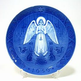 【ロイヤルコペンハーゲン】　１９５５年・イヤープレート　ファヌーの少女 楽天市場】ロイヤルコペンハーゲン イヤープレート【ファヌーの