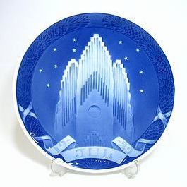 ロイヤルコペンハーゲン　クリスマス　スターフルーテッド　27cm プレート　２枚 ROYAL COPENHAGEN（ロイヤルコペンハーゲン） 2503 スターフルーテッド