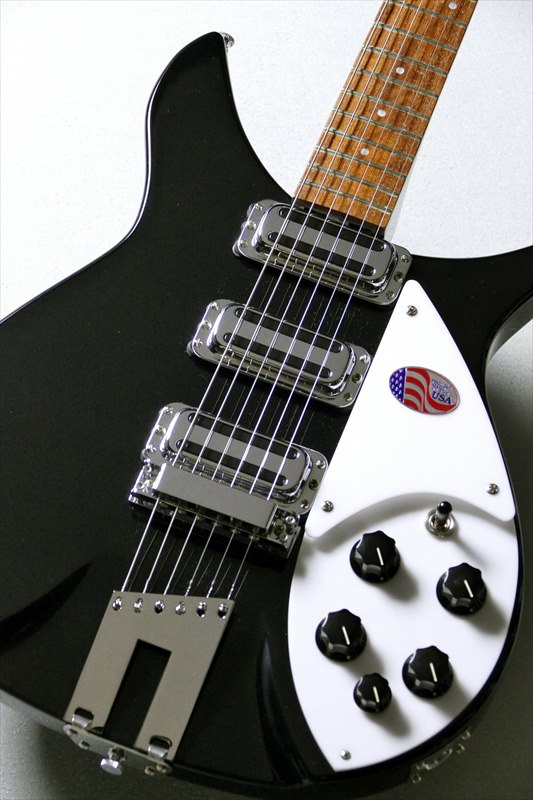 Rickenbacker 久々の入荷 350 V63 Jetglo 希少モデル クロサワミュージックパラダイス永遠の人気モデル325 ギター ウクレレ レスポール C64のミディアムスケール入荷いたしました