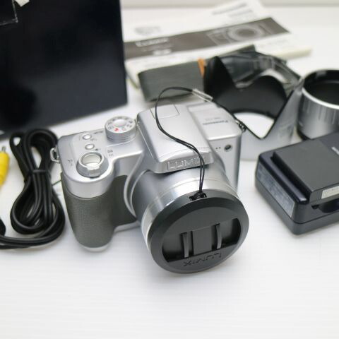 Panasonic Lumix FH5 シルバー 本体 Panasonic Lumix DMC-FH5 Digital Camera (Silver) DMC-FH5S B&H