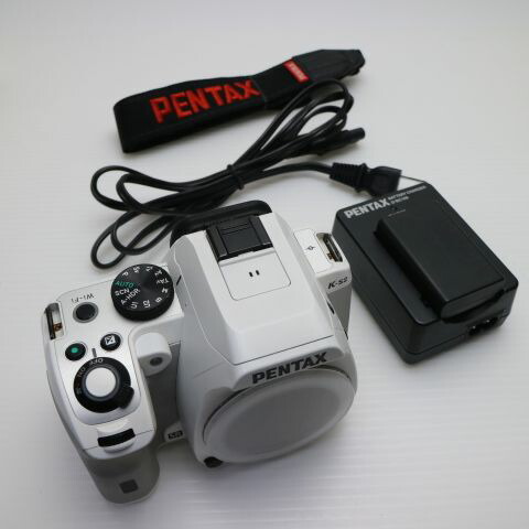 【極美品】PENTAX K-S2 ホワイト デジタル一眼レフカメラ レンズ付き 上位機並みの性能を備えた世界最小<sup>注1</sup>の防塵・防滴