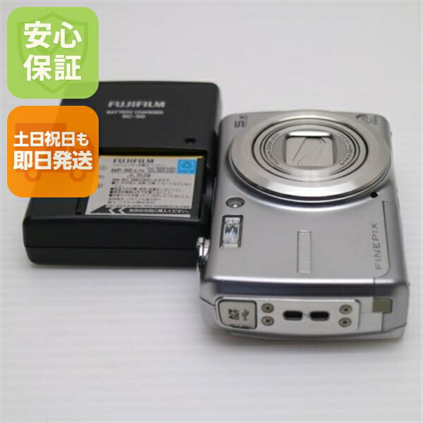 【中古】 超美品 FinePix F100fd しろがね色 楽になること引きうける 即日送りとどける FUJIFILM ディジカメ デジタル写真機 本体 週末祝送りとどける聞き入れる