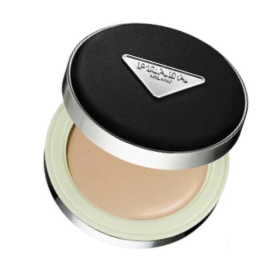 送料無料 激安『※箱潰れあり』【LC5　本体 】プラダ ビューティ(PRADA BEAUTY) プラダ メッシュ クッション / SPF50+ / PA+++本体｜EKS shop