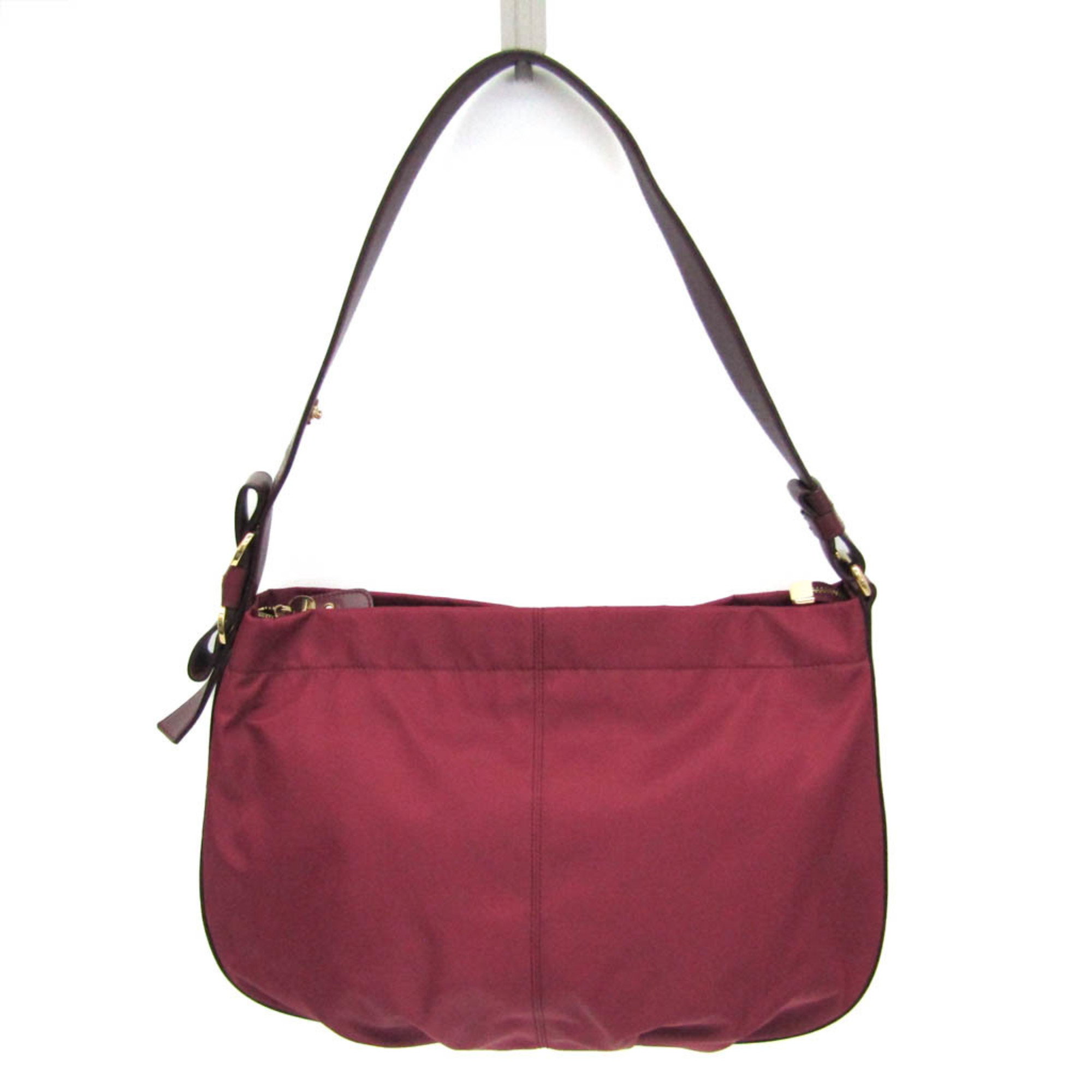 サルヴァトーレ・フェラガモ(Salvatore Ferragamo) ヴァラ AU-21 D337 レディース ナイロン,レザー ショルダーバッグ ボルドー【中古】