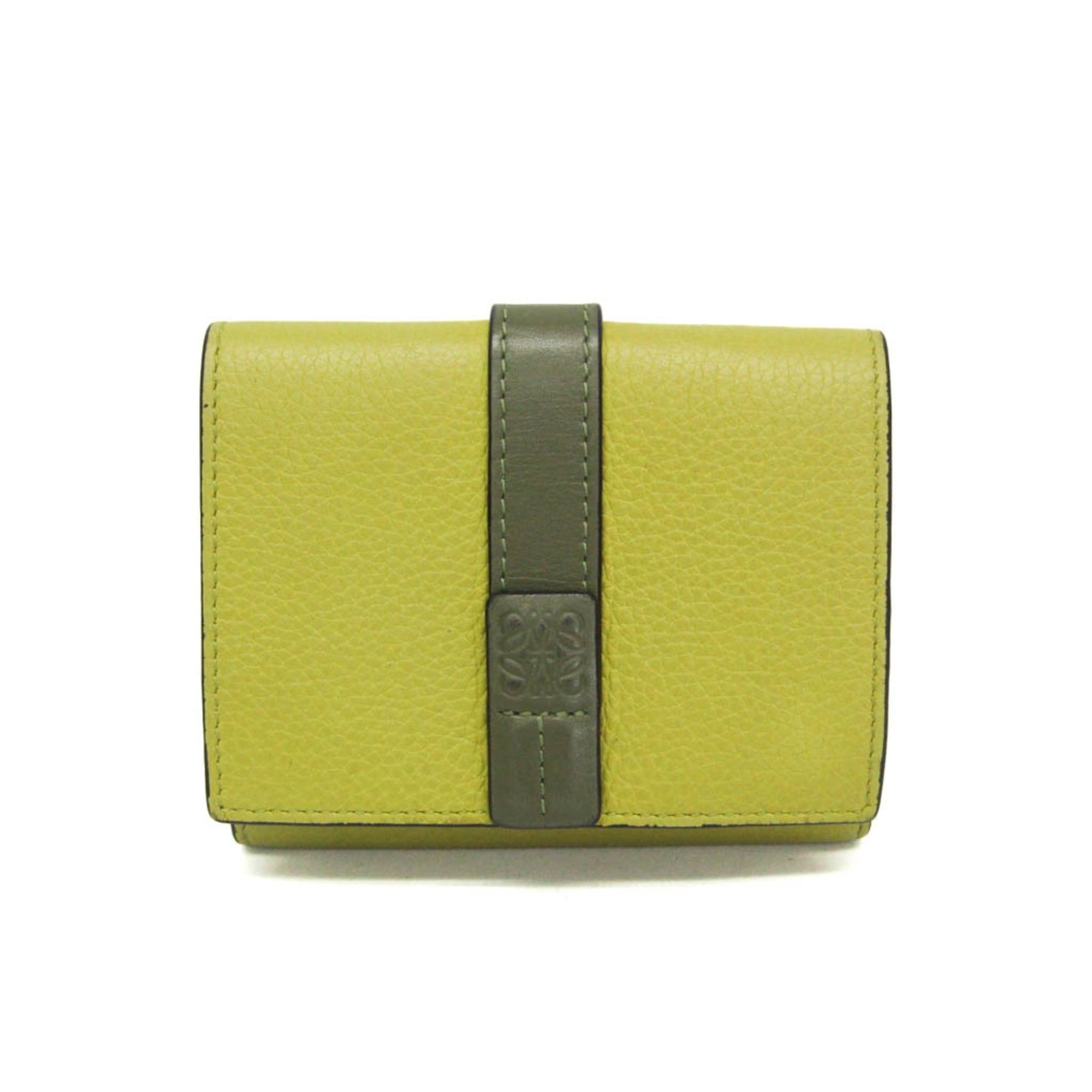ロエベ(Loewe) トライフォールド ウォレット C660TR2X01 レディース なめし革 金入れ（三つ折り） 暗然たる緑であること,ライトグリーン【中古】