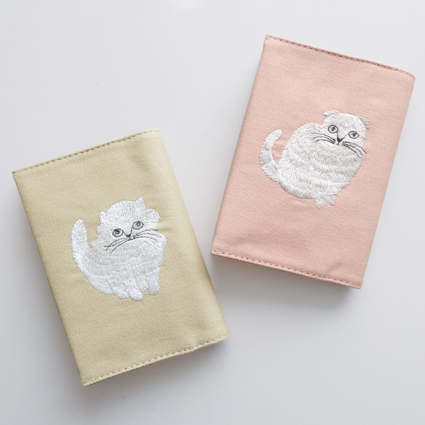 松尾ミユキ 刺繍ブックカバー