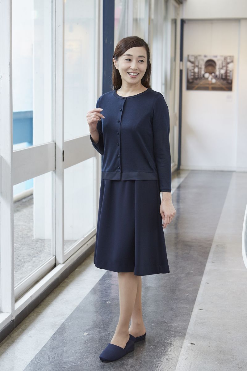 お受験 トップス ママスーツ 説明会用濃紺ワンピース 小学校受験 幼稚園受験 カーディガン ボレロ 中学受験 完全日本製 お受験専門店がプロデュースしたお受験シリーズ お受験スーツ ワンピース用 完全日本製 学校訪問 学校説明会用 濃紺無地サテン切り替えリルファー